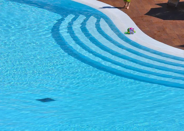 Salina Bay Hotel apartamentowy 4*