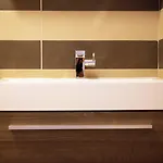 萨利纳湾公寓酒店 公寓式酒店 4*