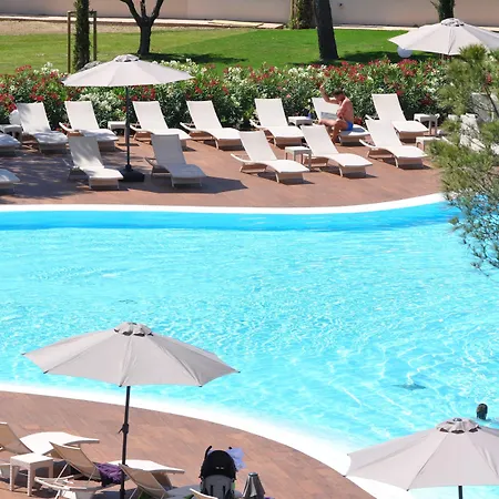 Salina Bay Aparthotel 4*