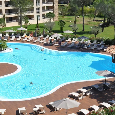 מלון דירות Salina Bay 4*