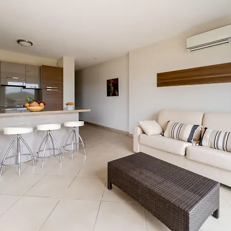 Aparthotel Salina Bay