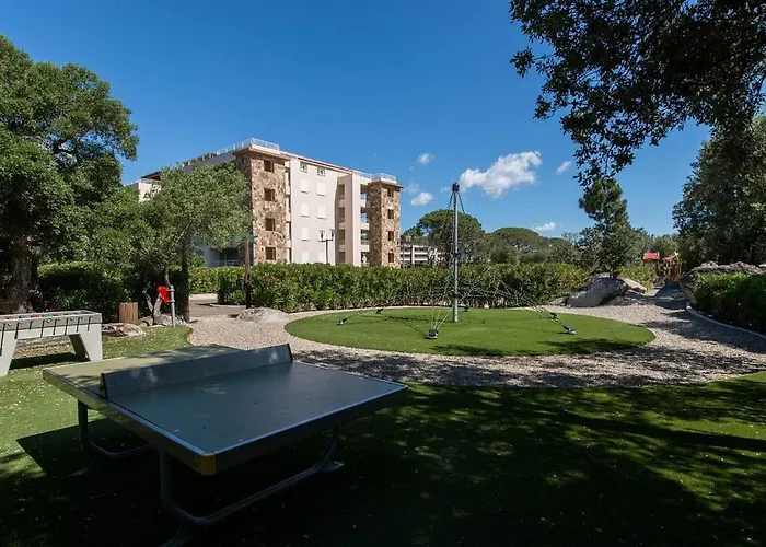 Salina Bay Aparthotel 4*