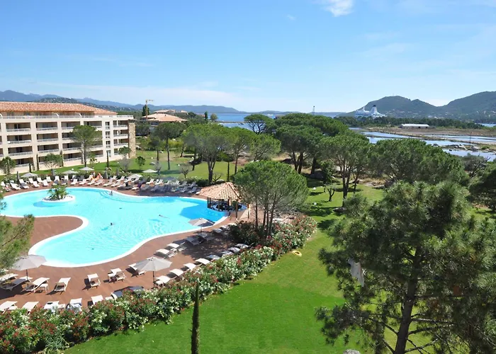 Aparthotel Salina Bay 4*