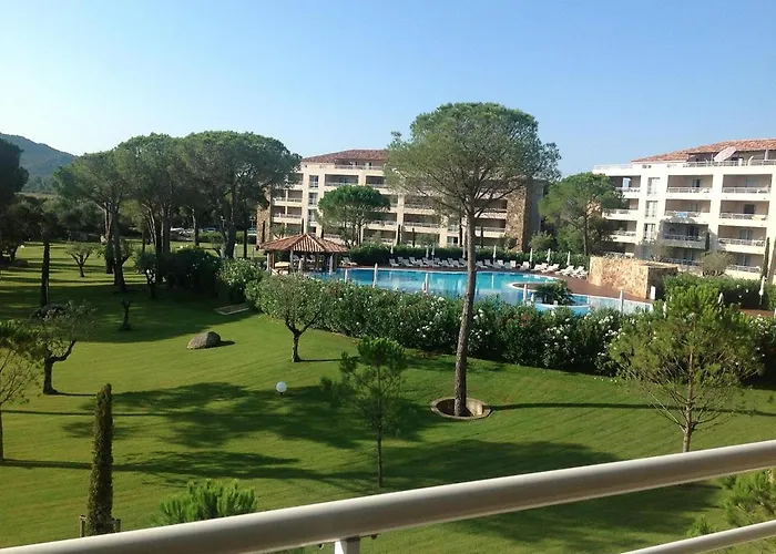 Salina Bay Aparthotel 4*