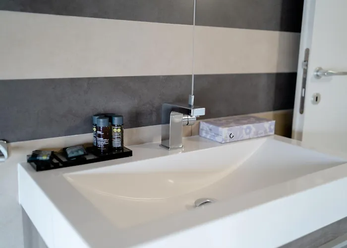Aparthotel Salina Bay 4*