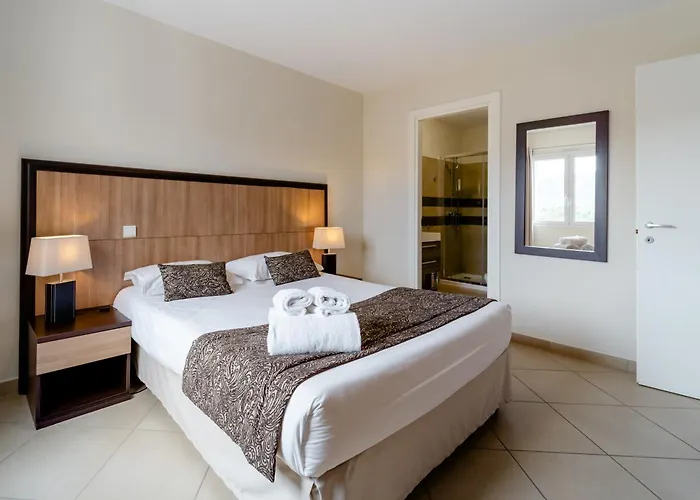 Salina Bay Aparthotel Porto-Vecchio (Corsica)