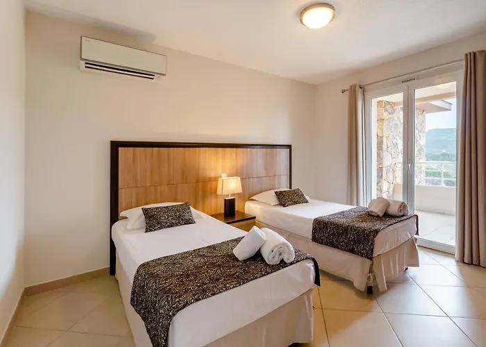 Aparthotel Salina Bay 4*